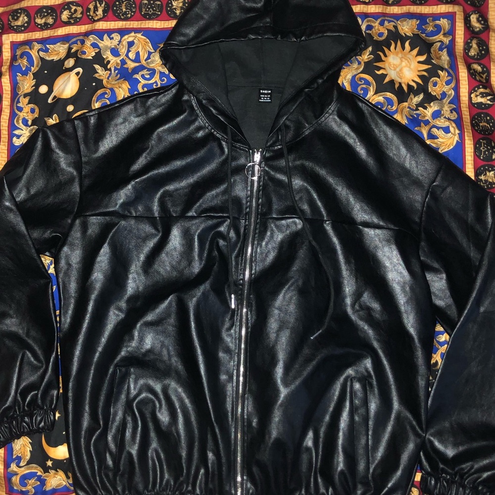 XL black brand new leather jacket 🖤